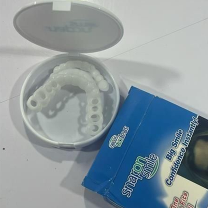 Instant Smile Confidence 😁 – Temporary Teeth Braces Cover